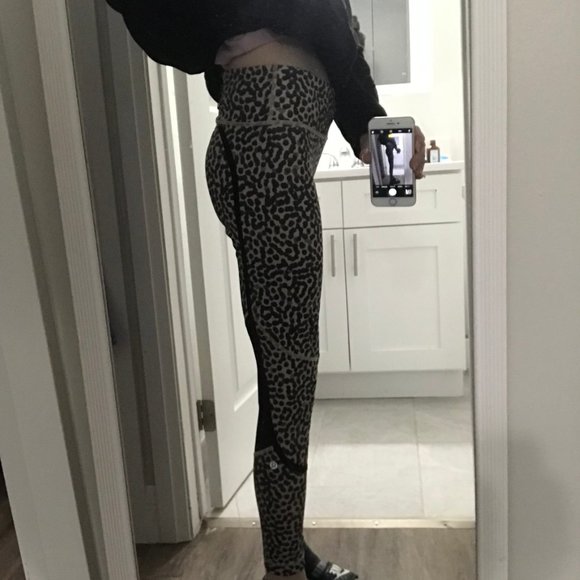 Lulu Lemon Athletica Leopard Print - Picture 5 of 6